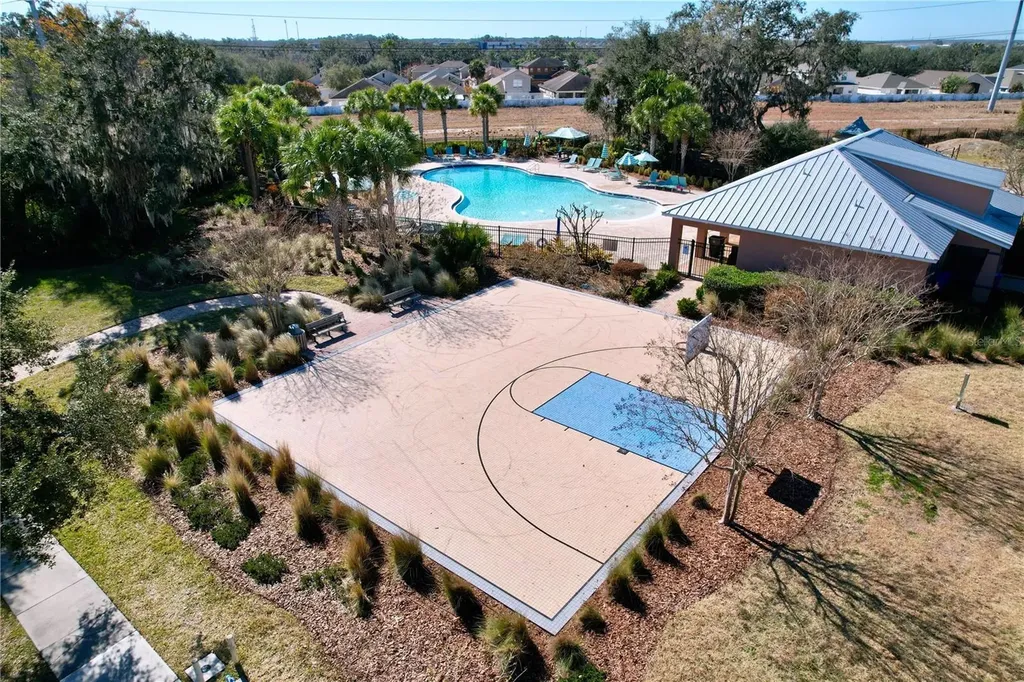 13907 Roseate Tern Lane Riverview FL 33579