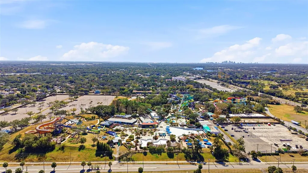 10405 N Woodmere Road Tampa FL 33617