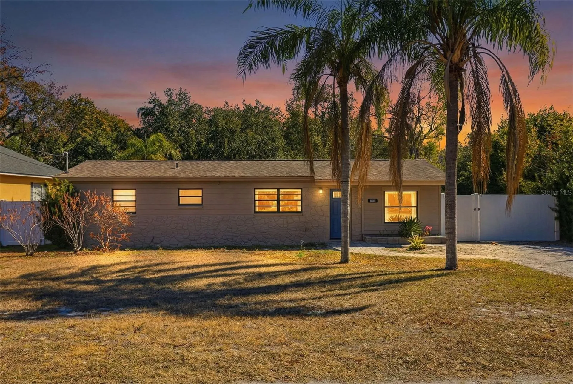 10405 N Woodmere Road Tampa FL 33617