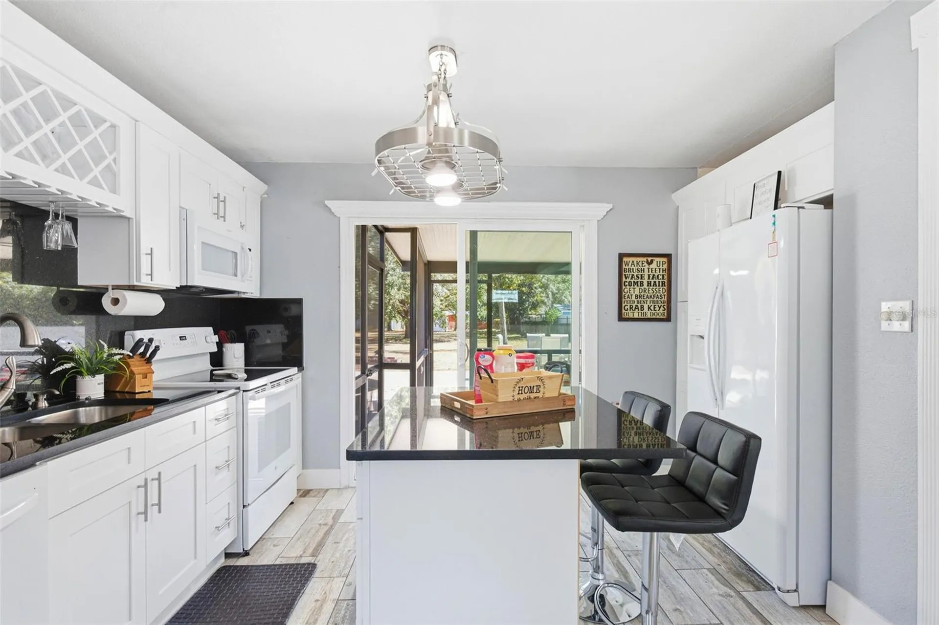 10405 N Woodmere Road Tampa FL 33617