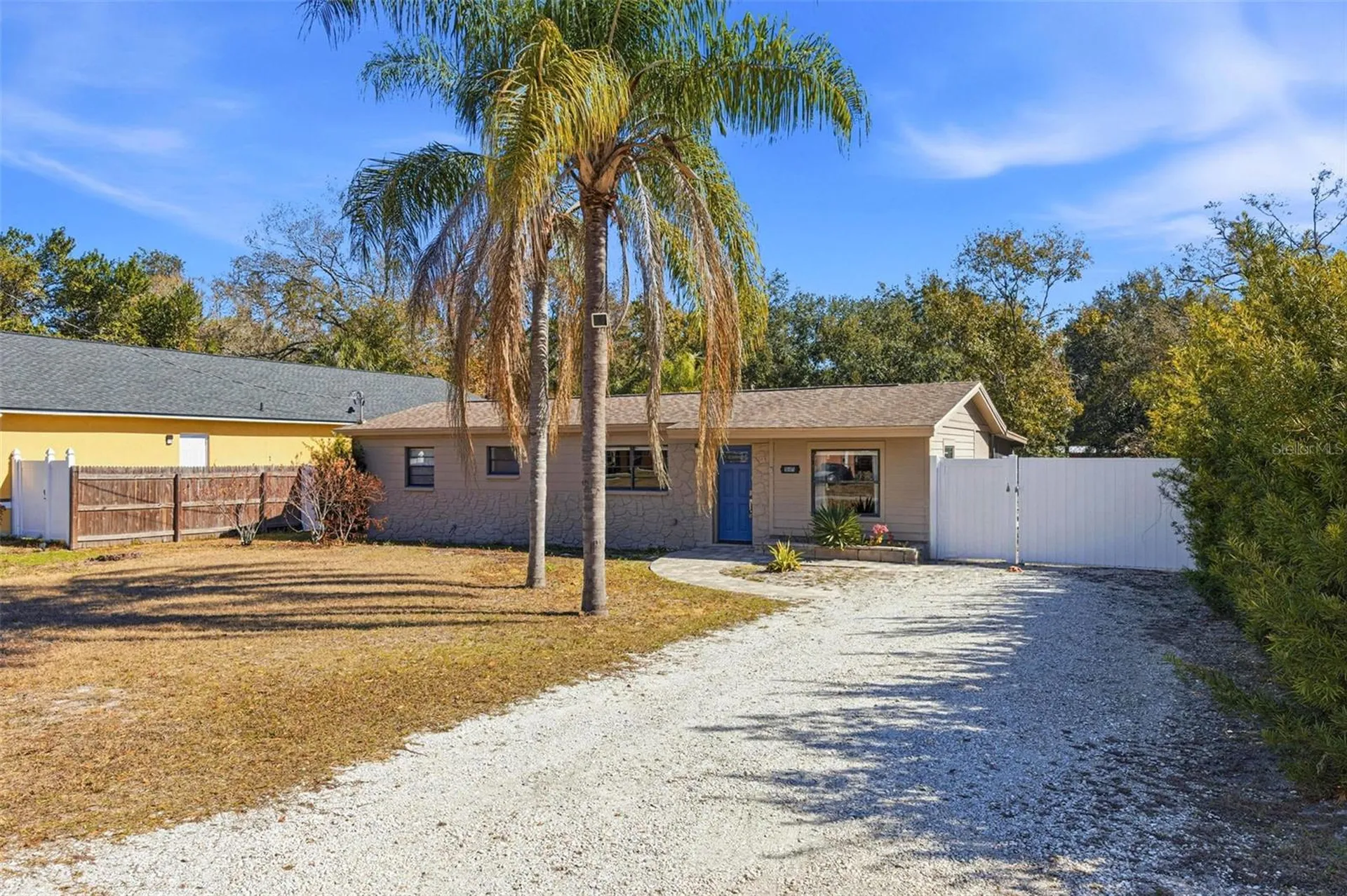 10405 N Woodmere Road Tampa FL 33617