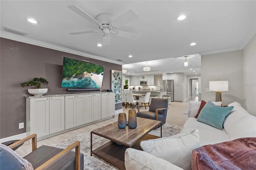 135 93rd Avenue Treasure Island FL 33706