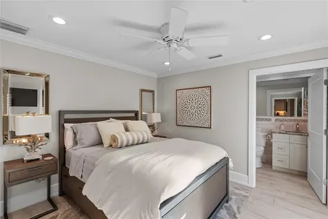 135 93rd Avenue Treasure Island FL 33706