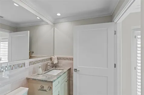 135 93rd Avenue Treasure Island FL 33706