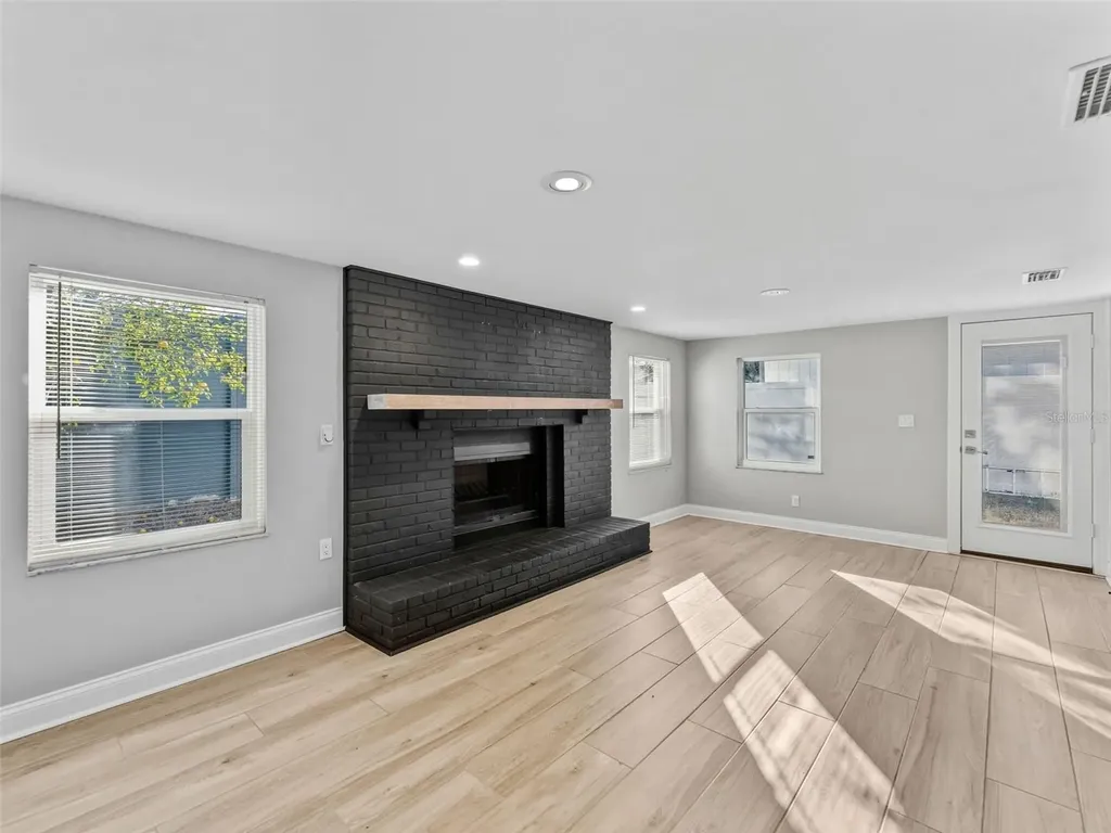 4016 W Nassau Street Tampa FL 33607