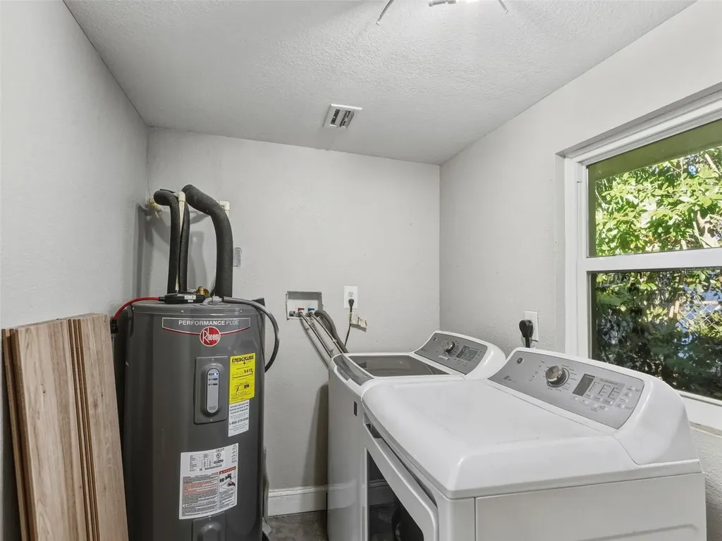 4016 W Nassau Street Tampa FL 33607