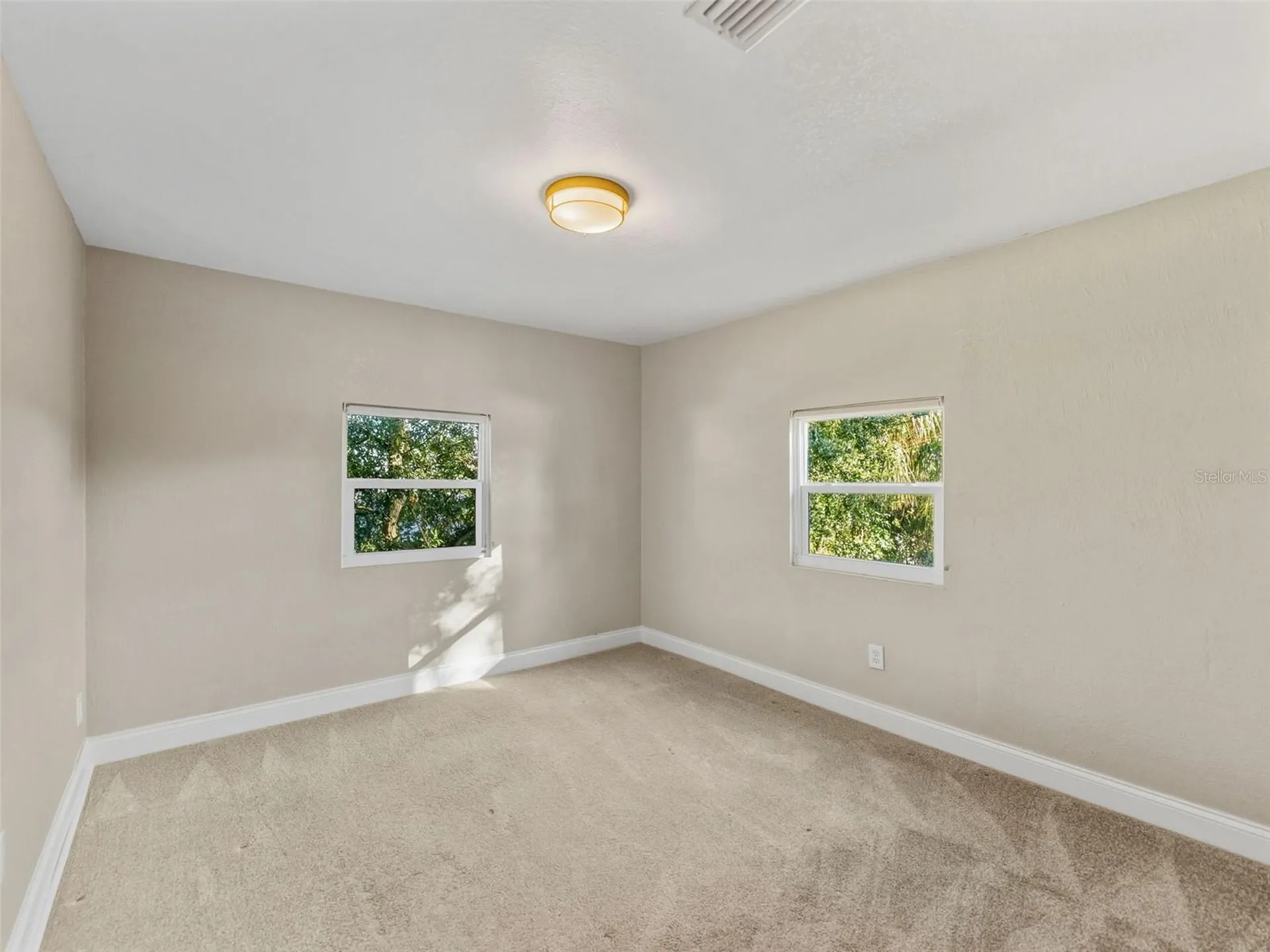 4016 W Nassau Street Tampa FL 33607