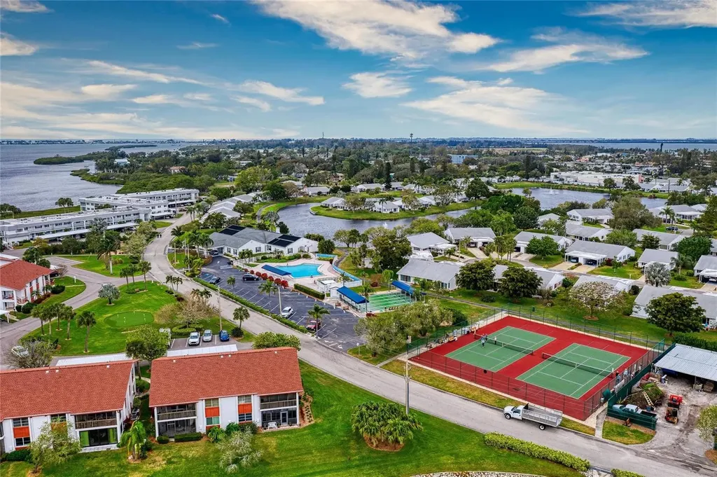9417 Kingston Drive Bradenton FL 34210