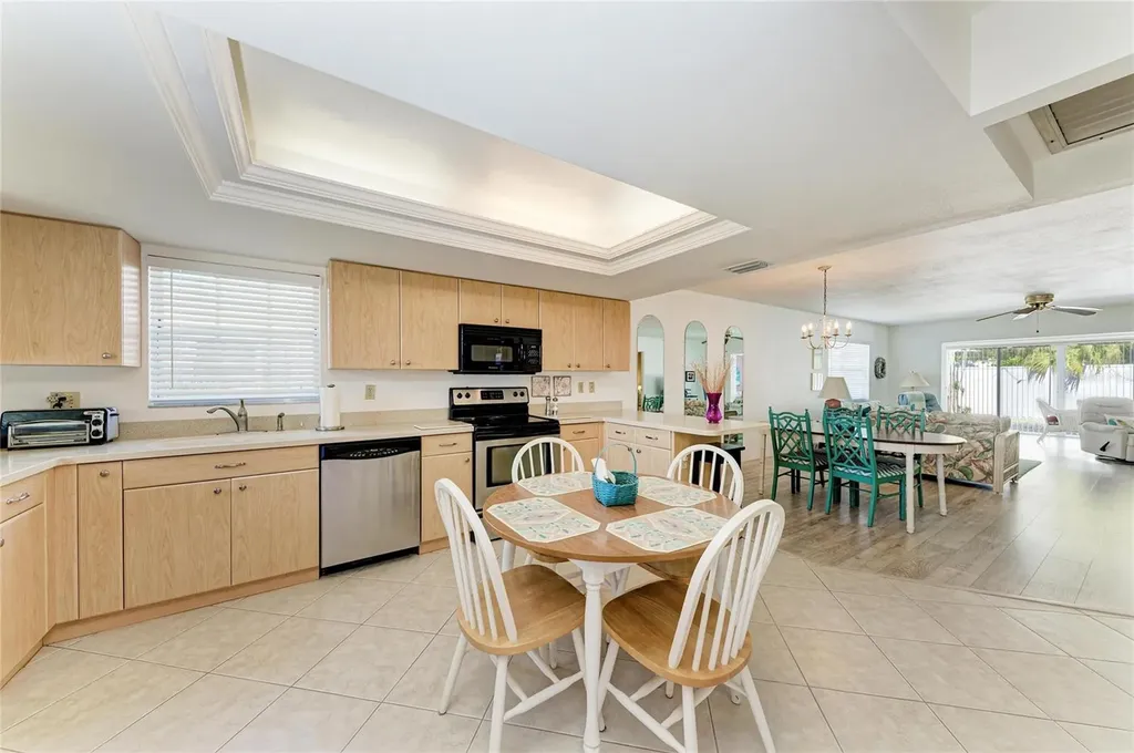 9417 Kingston Drive Bradenton FL 34210