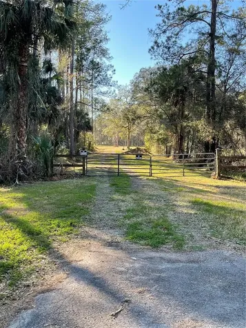 10379 NE Highway 314 Silver Springs FL 34488