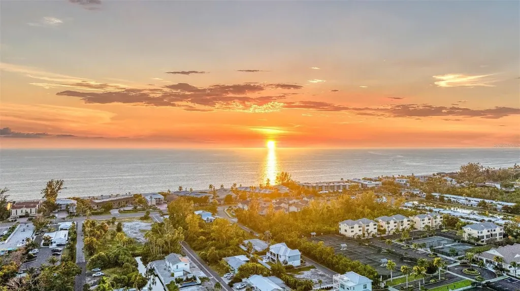 578 - 580 Companion Way Longboat Key FL 34228