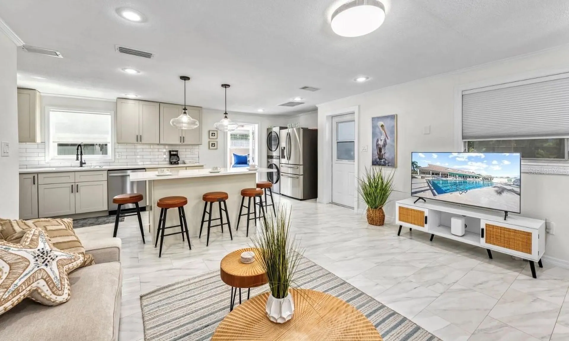 578 - 580 Companion Way Longboat Key FL 34228