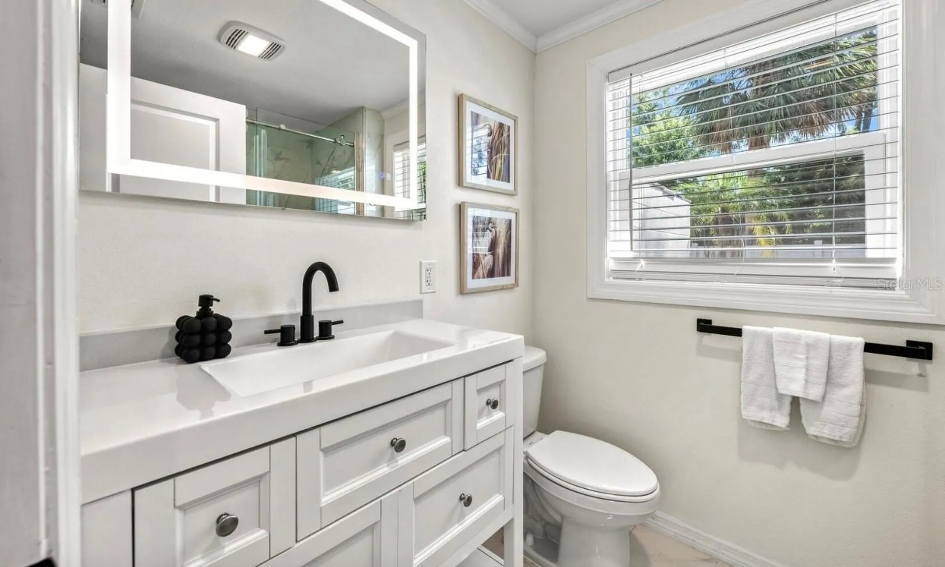 578 - 580 Companion Way Longboat Key FL 34228