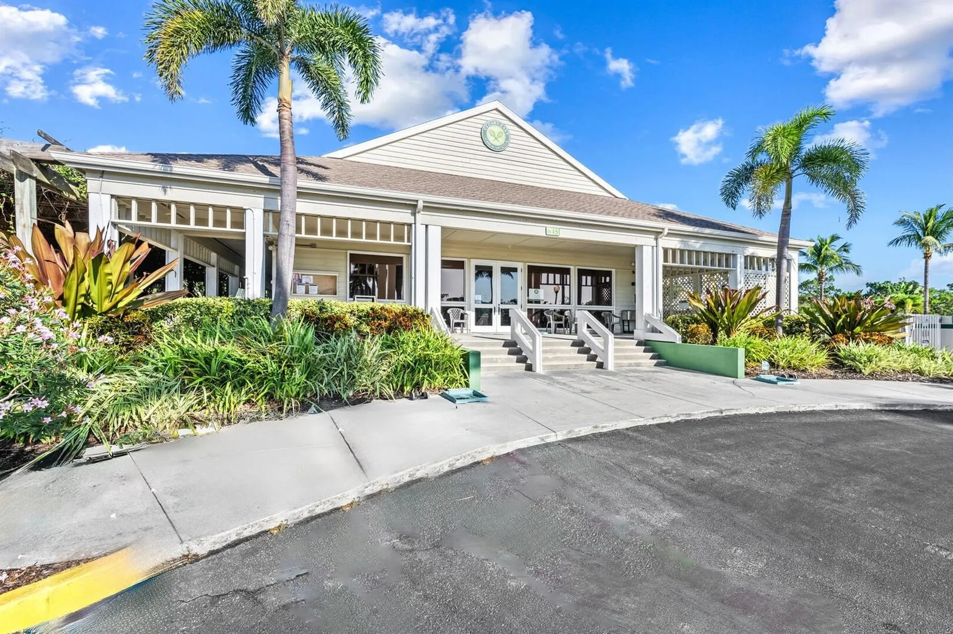 578 - 580 Companion Way Longboat Key FL 34228