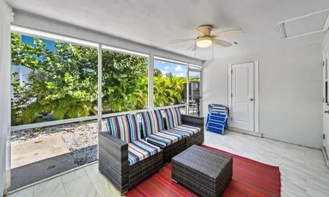 578 - 580 Companion Way Longboat Key FL 34228