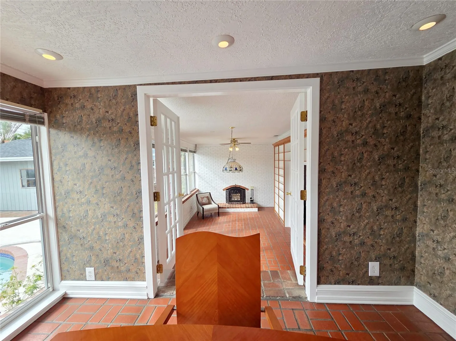 2910 11th Avenue N St Petersburg FL 33713