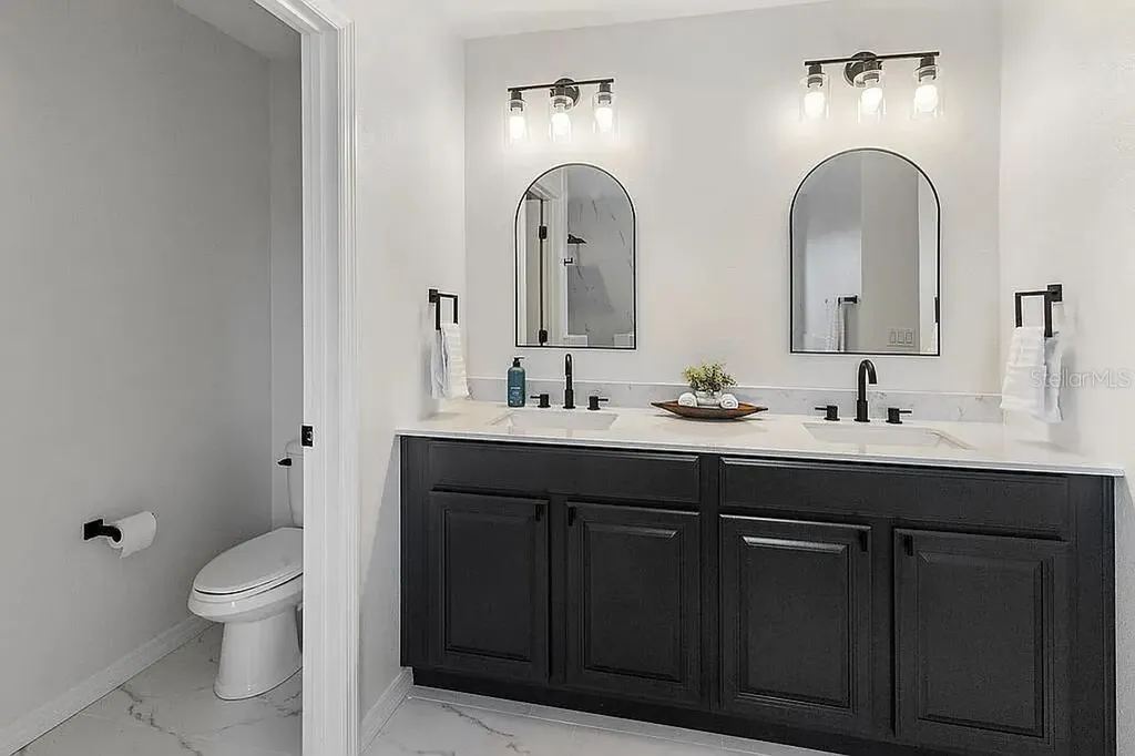 2254 Osprey Woods Circle Orlando FL 32820