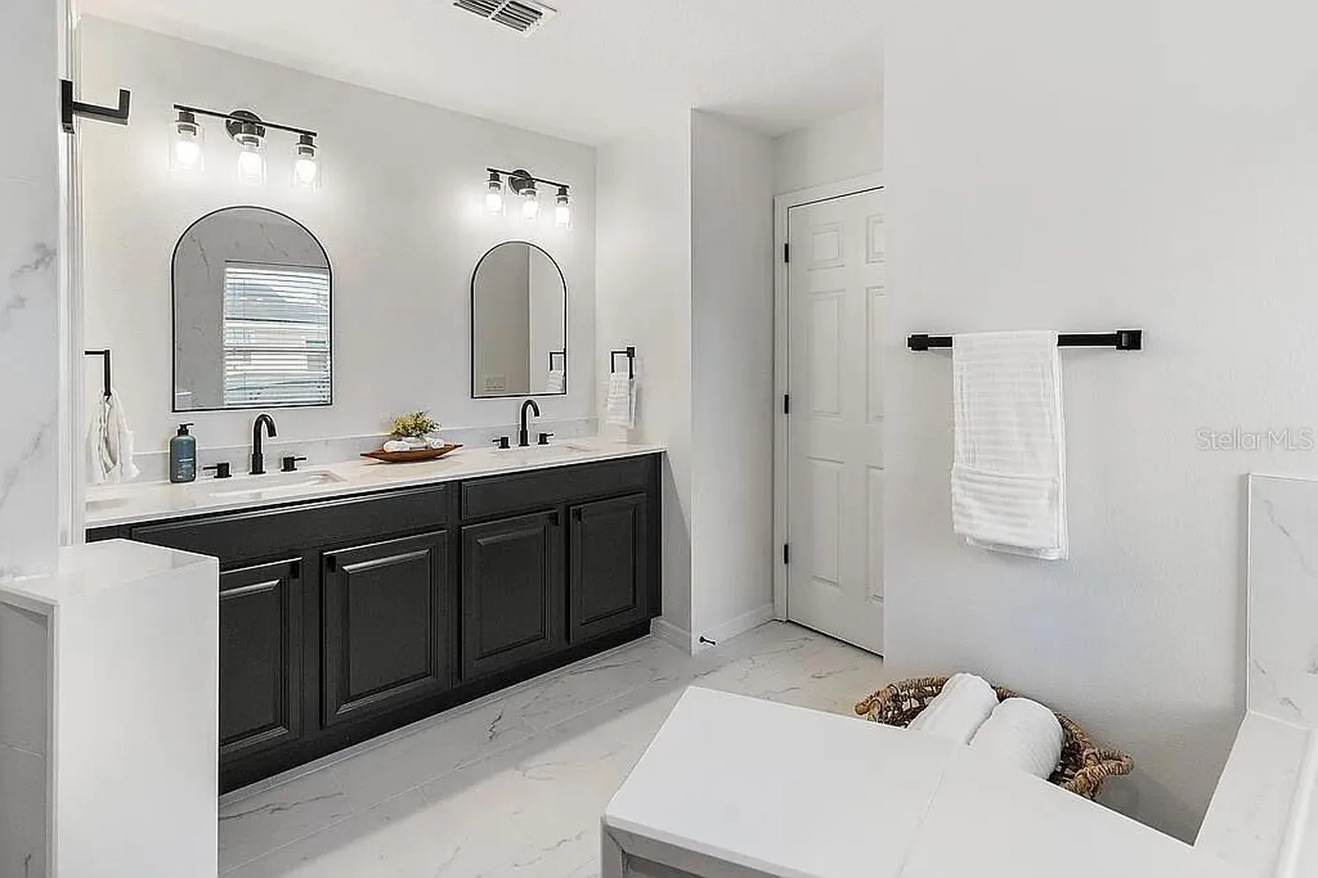 2254 Osprey Woods Circle Orlando FL 32820