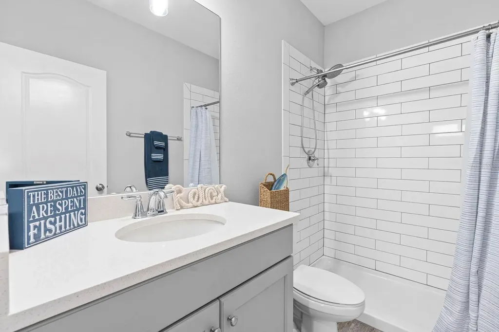 5432 Silver Sun Drive Apollo Beach FL 33572