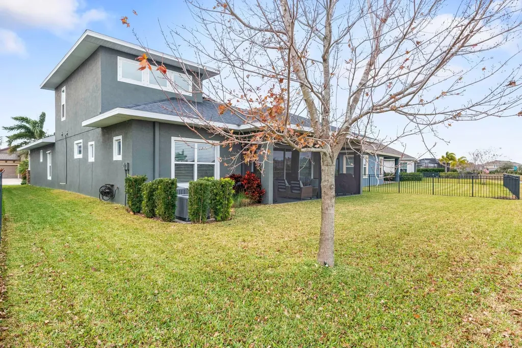 5432 Silver Sun Drive Apollo Beach FL 33572