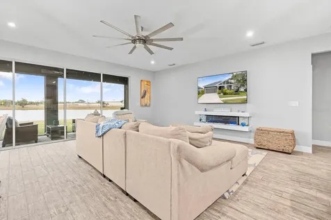 5432 Silver Sun Drive Apollo Beach FL 33572