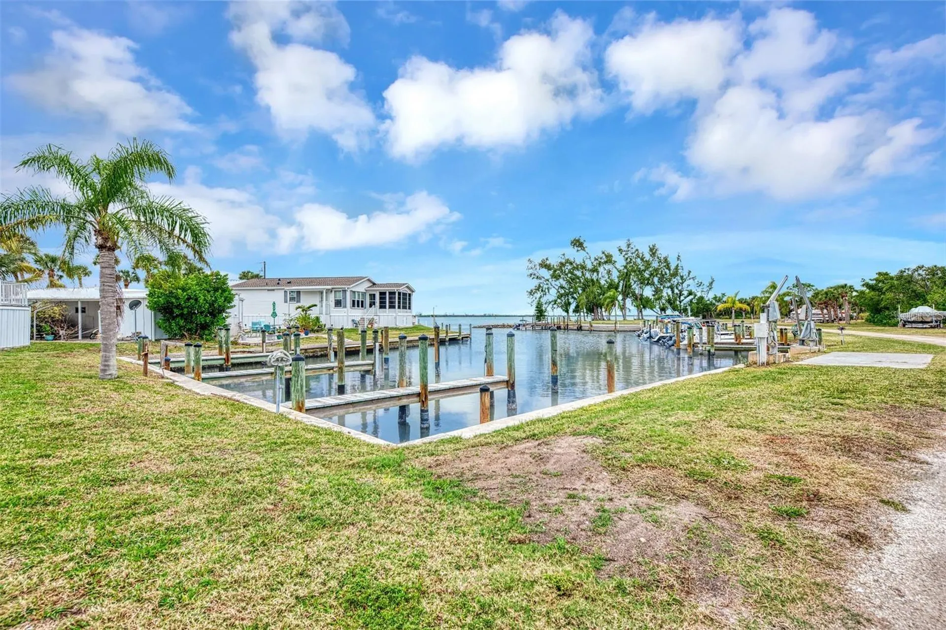 7500 Park Pointe Drive Englewood FL 34224