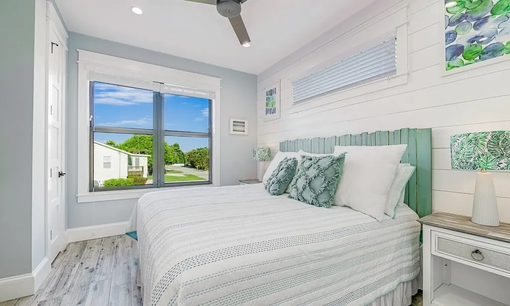 2200 Avenue B Bradenton Beach FL 34217