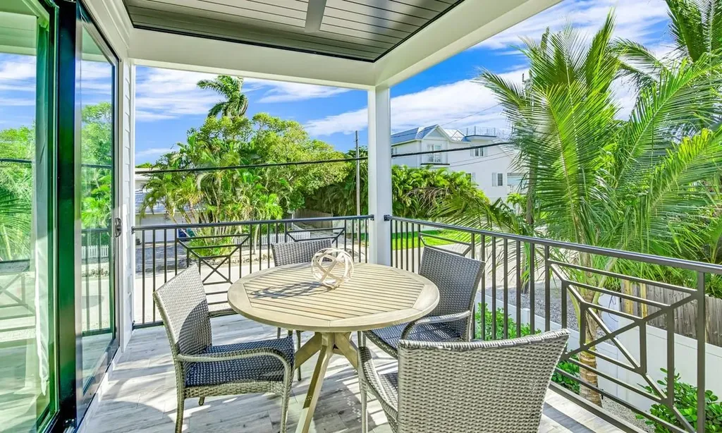 2200 Avenue B Bradenton Beach FL 34217