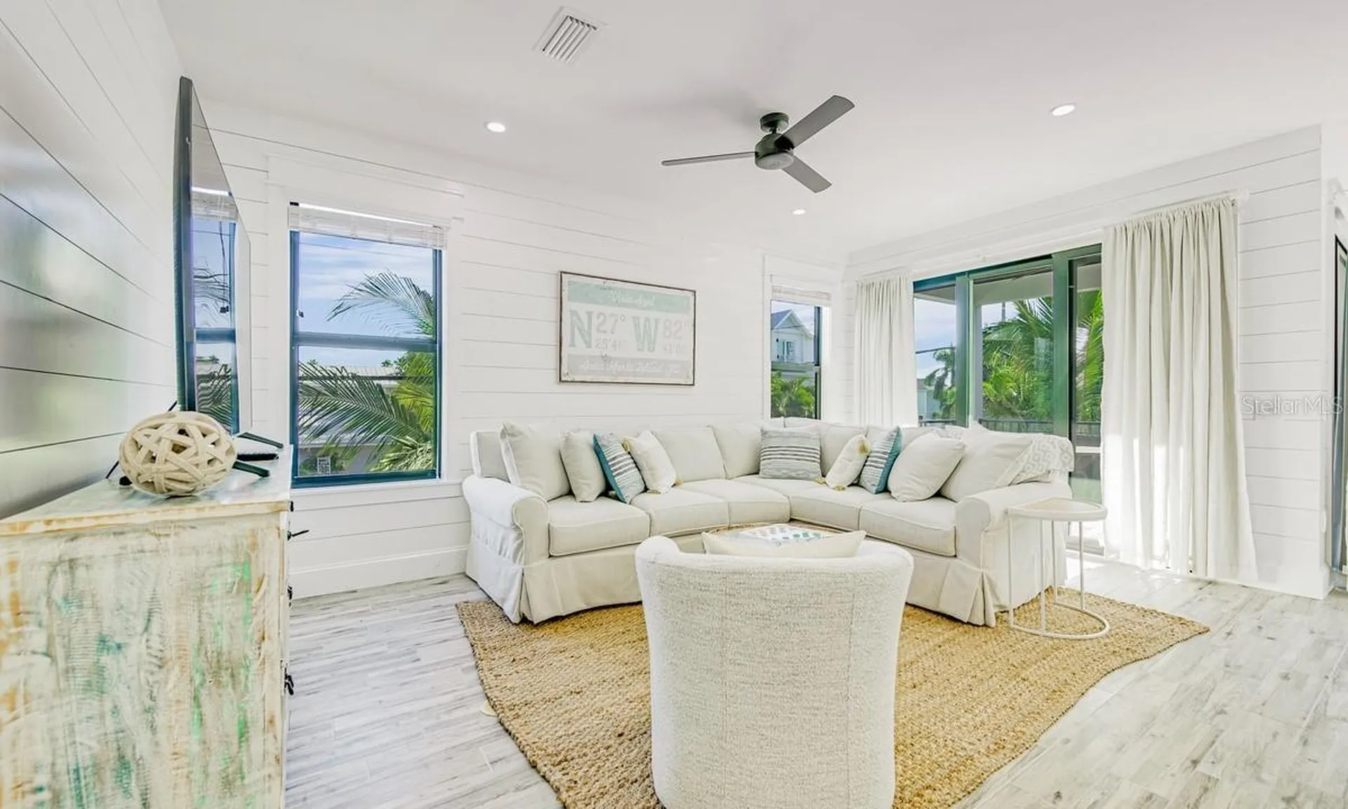 2200 Avenue B Bradenton Beach FL 34217