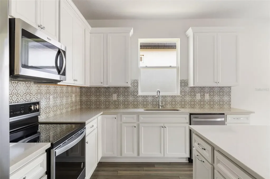 36887 Highland Meadows Court Zephyrhills FL 33542