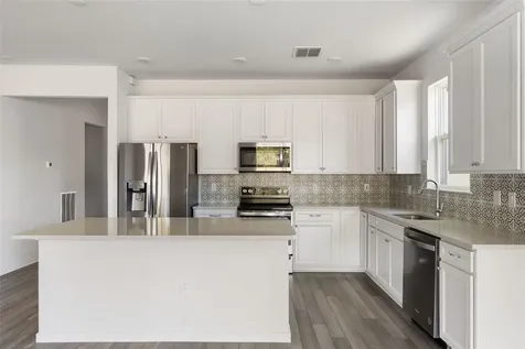 36887 Highland Meadows Court Zephyrhills FL 33542