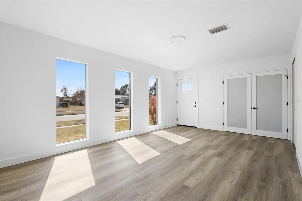 3321 Mahalia Place Orlando FL 32805
