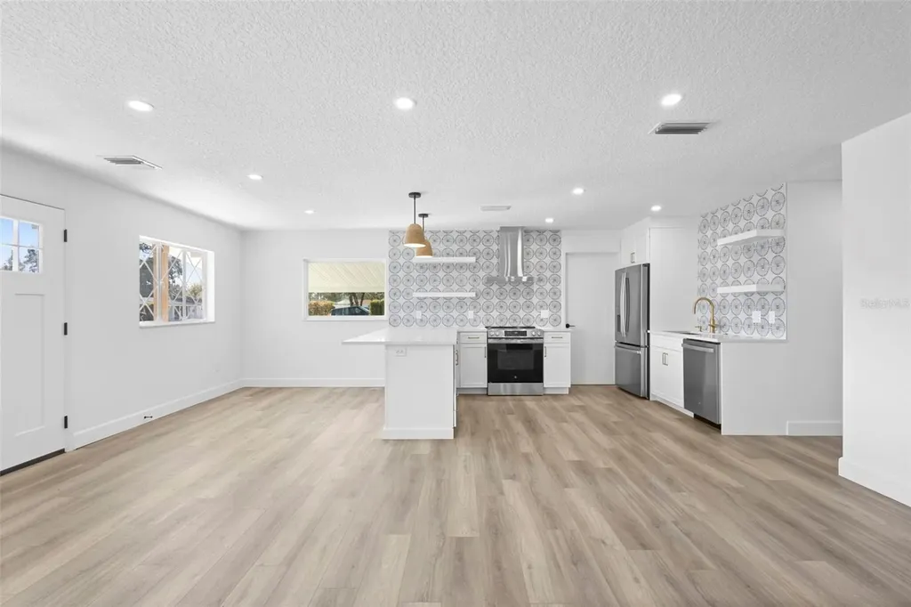 3321 Mahalia Place Orlando FL 32805