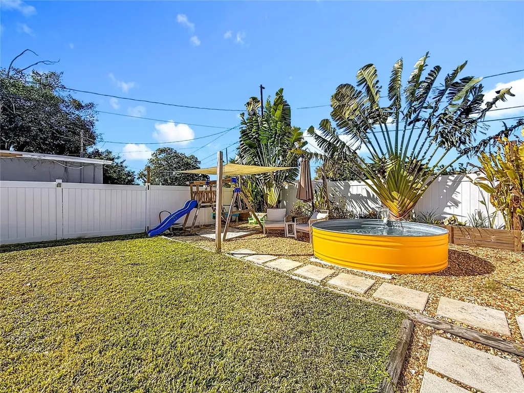 2625 19th Street S St Petersburg FL 33712