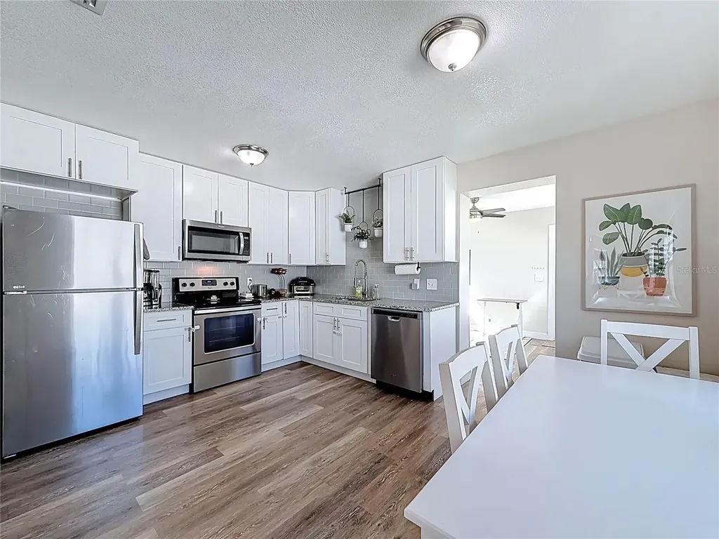 2625 19th Street S St Petersburg FL 33712