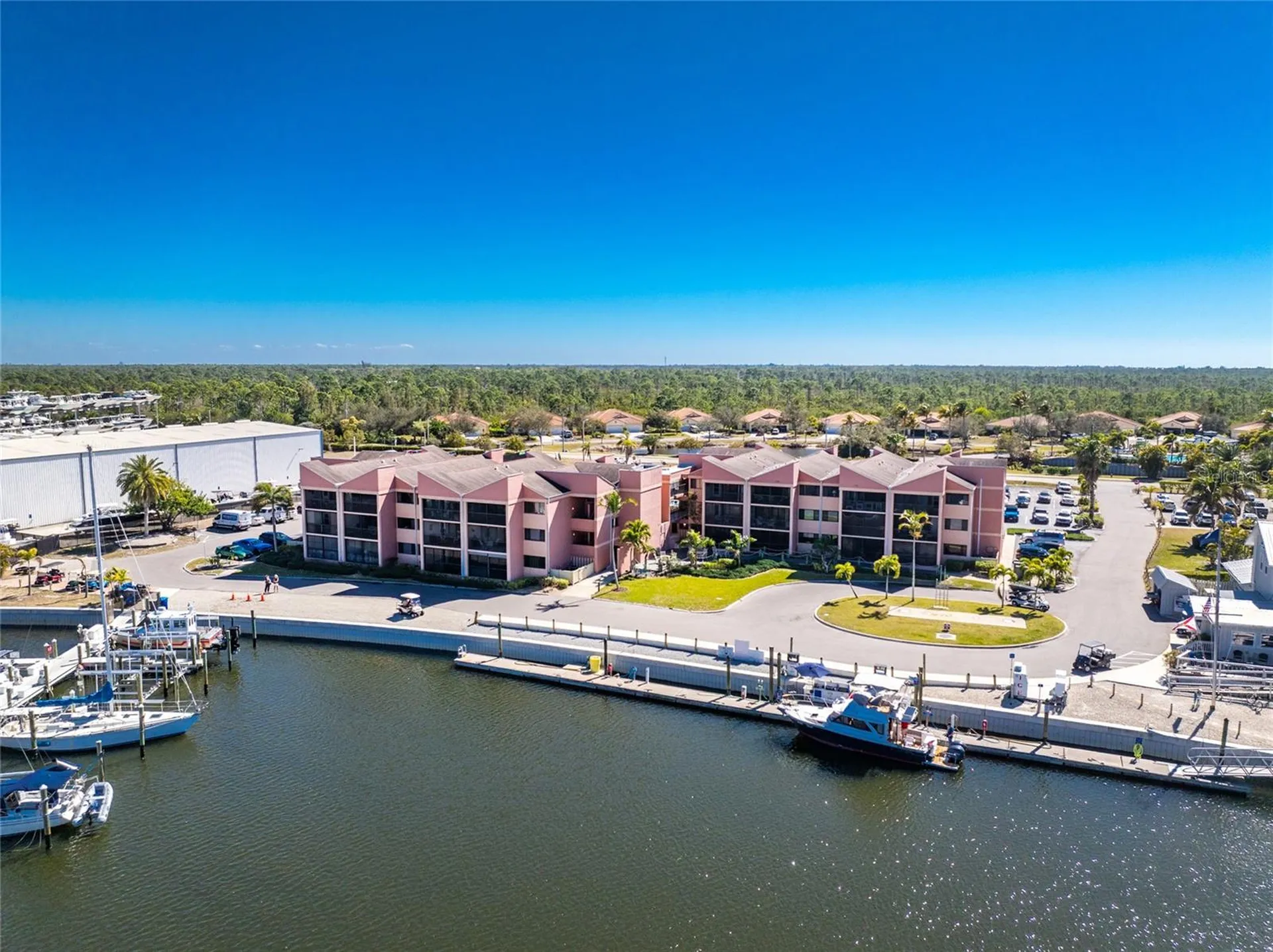 Punta Gorda FL, 3160 Matecumbe Key Road, Unit 214