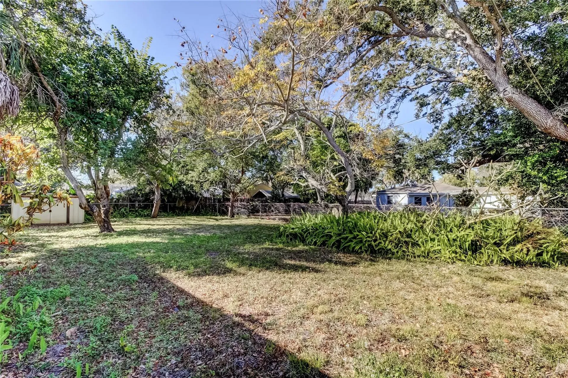 8171 37th Avenue N St Petersburg FL 33710