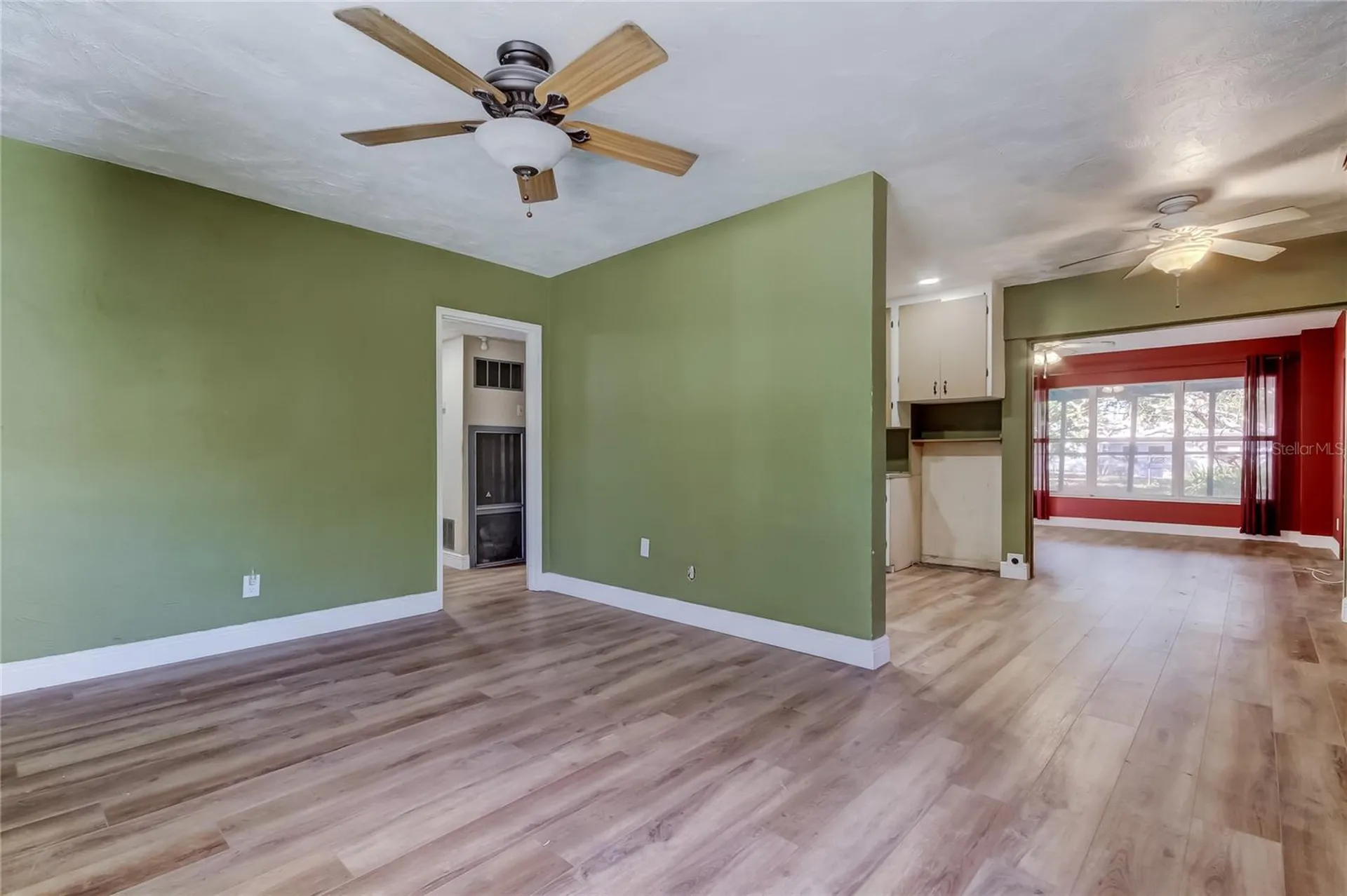 8171 37th Avenue N St Petersburg FL 33710