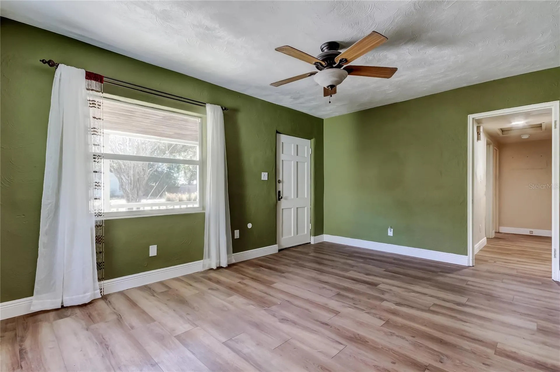8171 37th Avenue N St Petersburg FL 33710