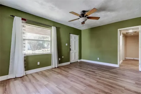 8171 37th Avenue N St Petersburg FL 33710