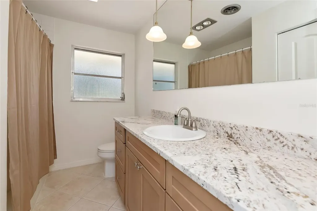 950 Oxford Drive Englewood FL 34223