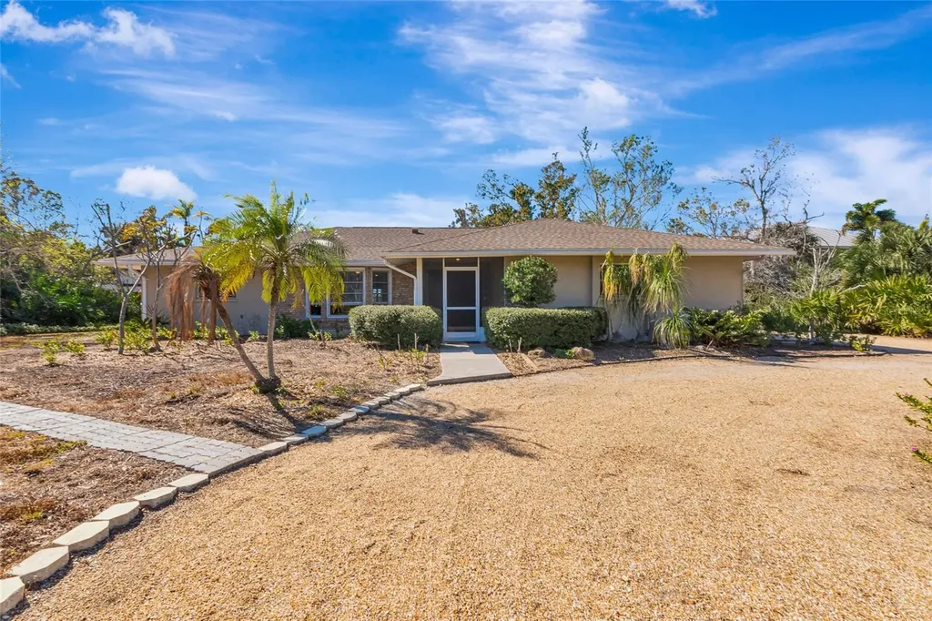 950 Oxford Drive Englewood FL 34223