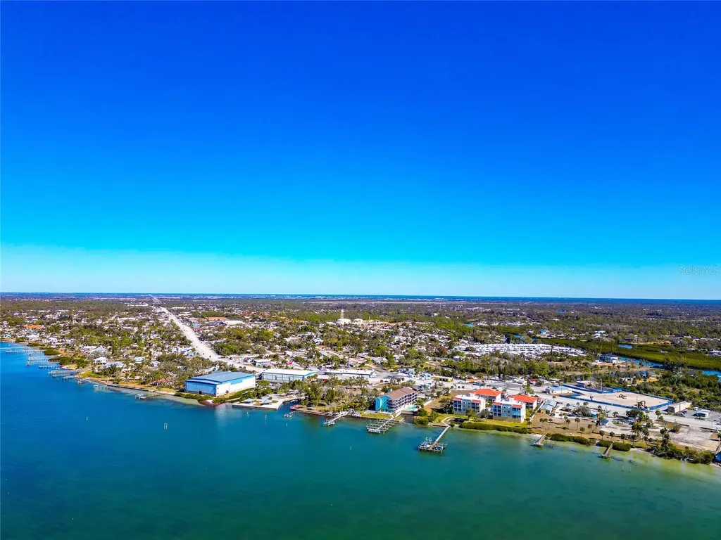 950 Oxford Drive Englewood FL 34223