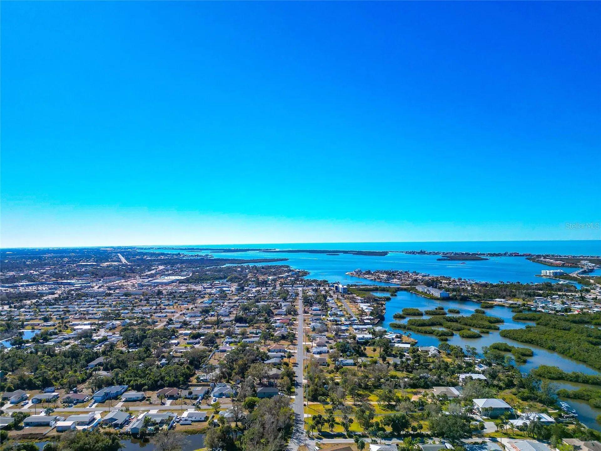 950 Oxford Drive Englewood FL 34223