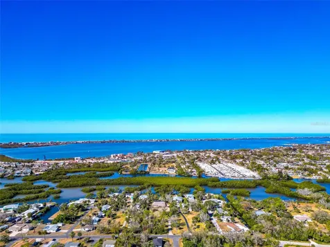 950 Oxford Drive Englewood FL 34223