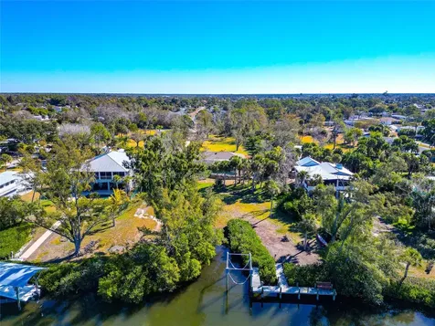 950 Oxford Drive Englewood FL 34223