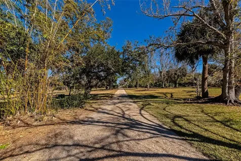 950 Oxford Drive Englewood FL 34223