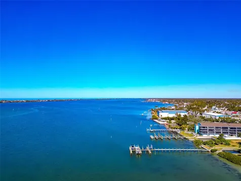 950 Oxford Drive Englewood FL 34223