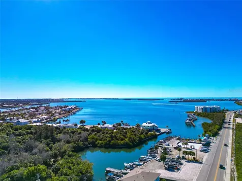 950 Oxford Drive Englewood FL 34223