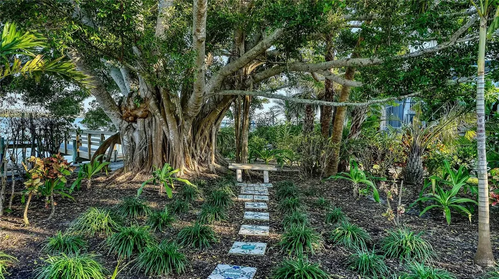 8017 Manasota Key Road Englewood FL 34223